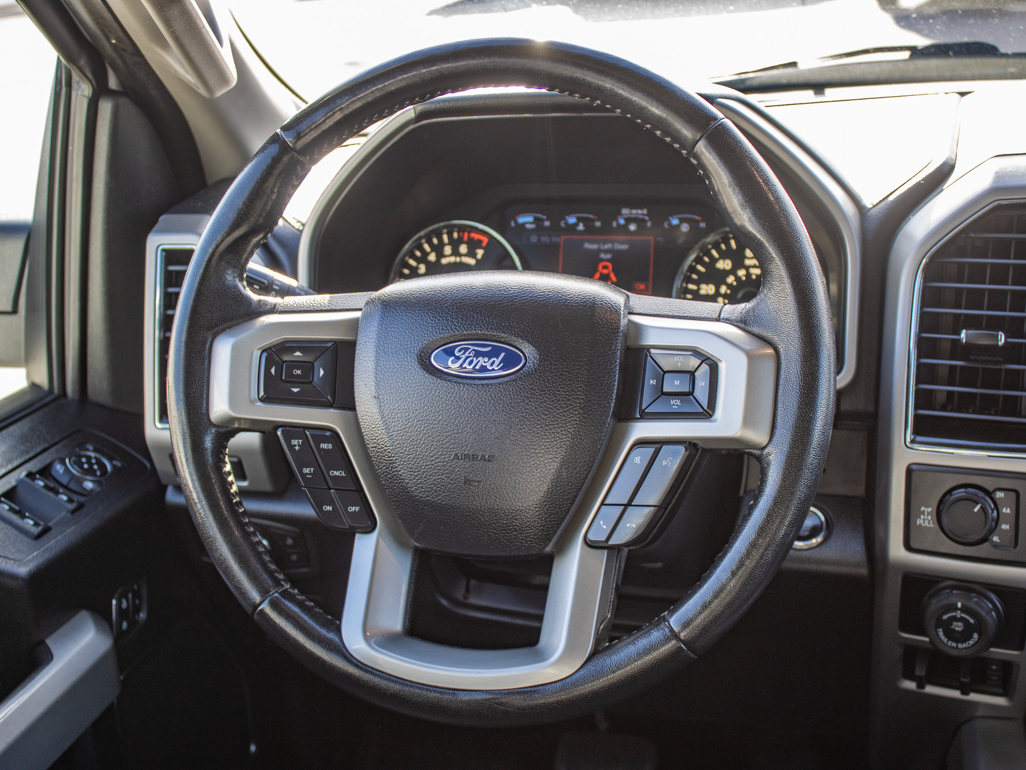 Used 2020 Ford F150 Lariat AWD/4WD image 30