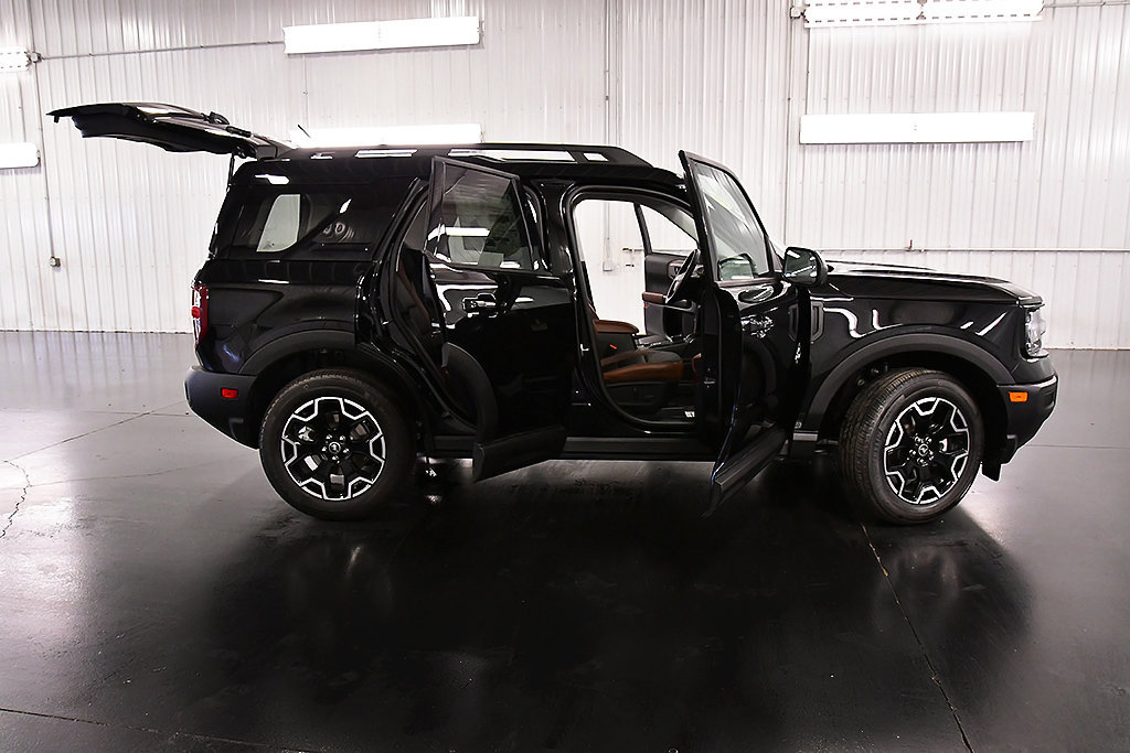 New 2026 Ford Bronco Sport Outer Banks w/ Interior Protection Package AWD/4WD image 30