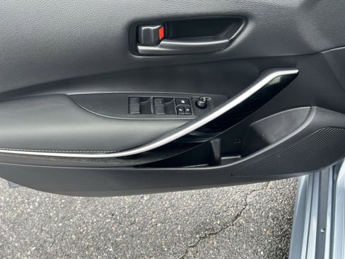Used 2022 Toyota Corolla LE w/ Premium Interior Package FWD image 23