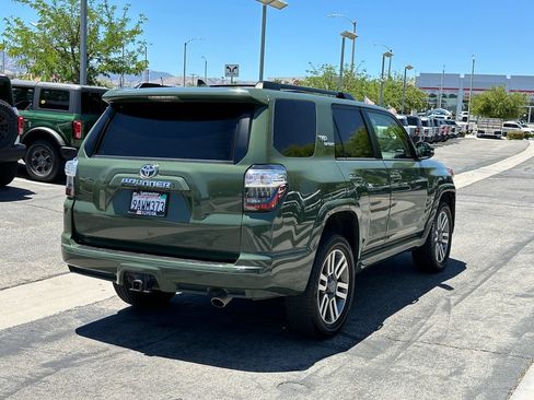 Used 2022 Toyota 4Runner TRD Sport w/ Technology Package AWD/4WD image 7