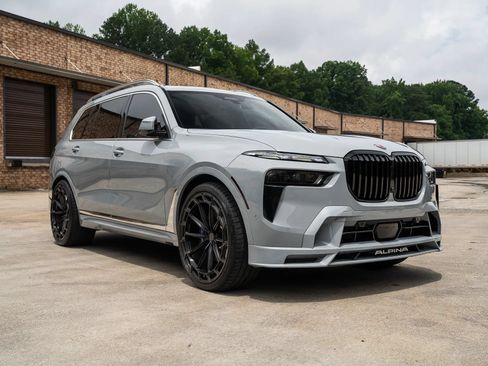 Used 2024 BMW ALPINA XB7 AWD/4WD image 13