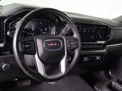 Used 2025 GMC Sierra 1500 SLT AWD/4WD image 22