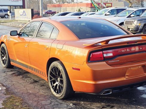 Used 2011 Dodge Charger R/T image 4