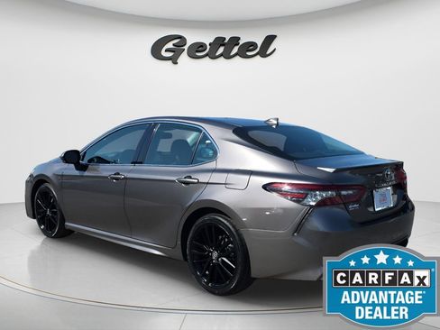 Used 2023 Toyota Camry XSE FWD image 7