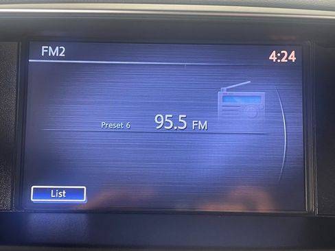 Used 2017 INFINITI Q70 L 3.7 image 18