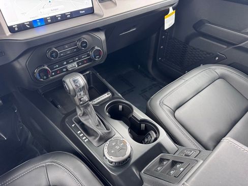New 2025 Ford Bronco Outer Banks image 35