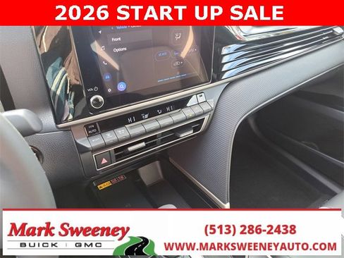 Used 2025 Toyota Camry SE image 22