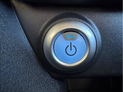 Used 2025 Nissan Leaf S FWD image 21