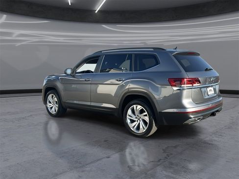 Used 2022 Volkswagen Atlas SE image 4