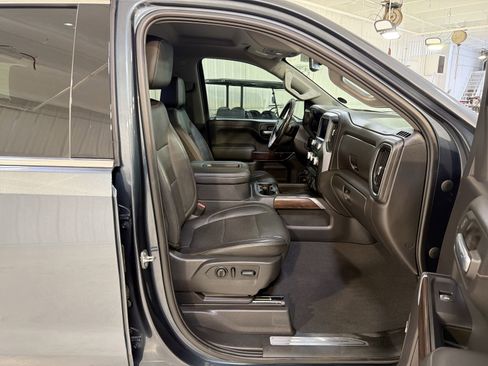 Used 2019 GMC Sierra 1500 SLT w/ SLT Premium Package image 28