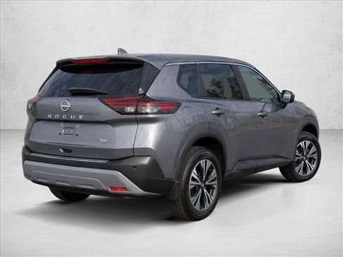 Used 2021 Nissan Rogue SV FWD image 7