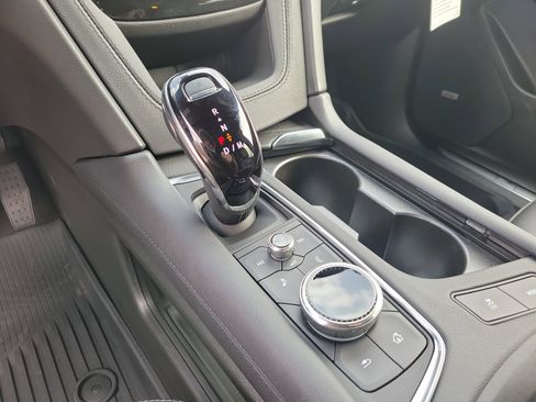 New 2026 Cadillac XT5 Luxury w/ LPO, Floor Liner Package AWD/4WD image 22