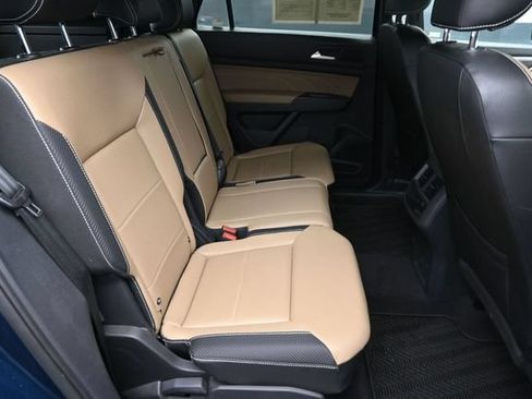 Used 2022 Volkswagen Atlas Cross Sport SE AWD/4WD image 31