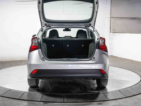 Certified 2019 Toyota Prius L Eco FWD image 26