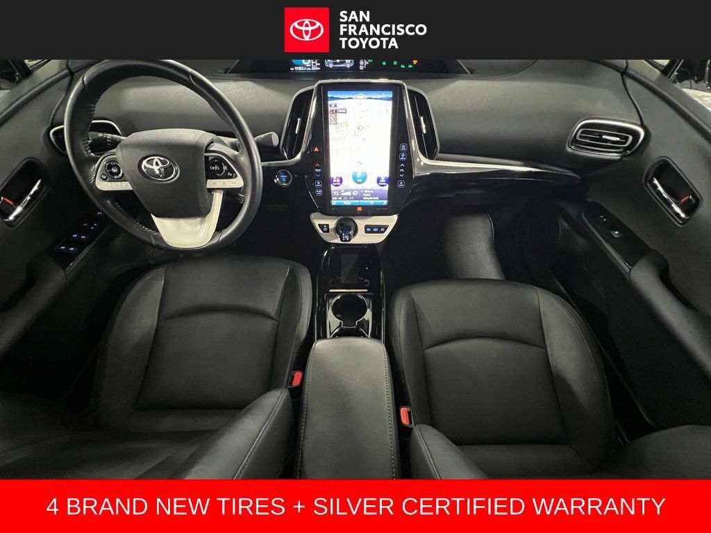 Certified 2017 Toyota Prius Prime Advanced FWD image 23