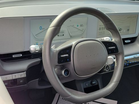 Certified 2024 Hyundai Ioniq 5 SEL RWD image 9