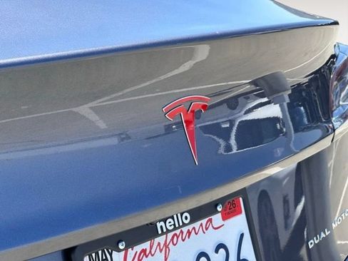 Used 2022 Tesla Model 3 Long Range AWD/4WD image 26