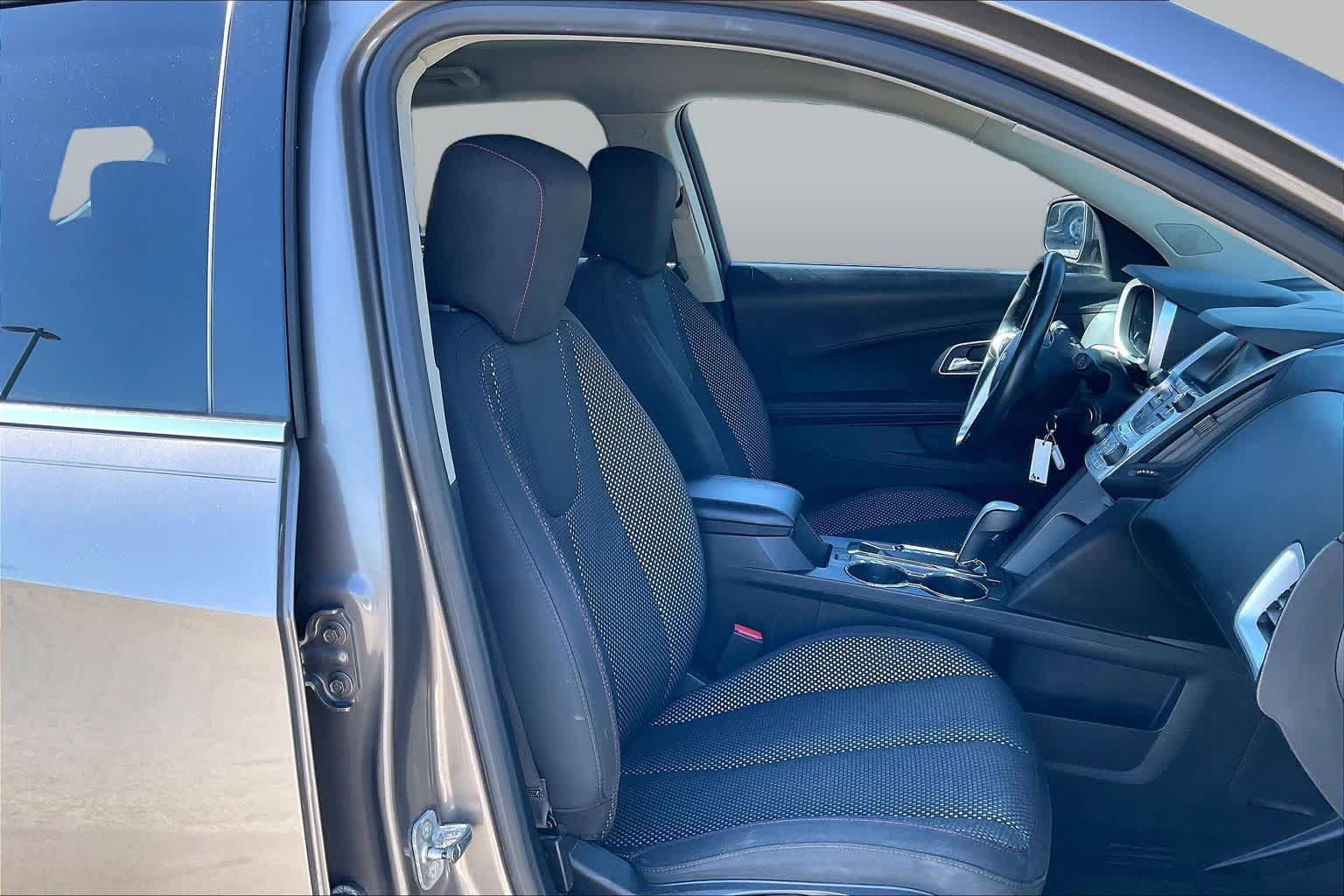 Used 2012 Chevrolet Equinox LT w/ Driver Convenience Package FWD image 9