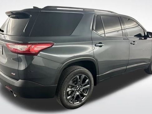Used 2021 Chevrolet Traverse RS image 8