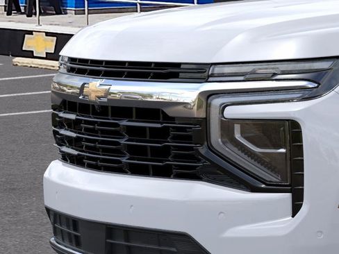 New 2026 Chevrolet Suburban LS image 13