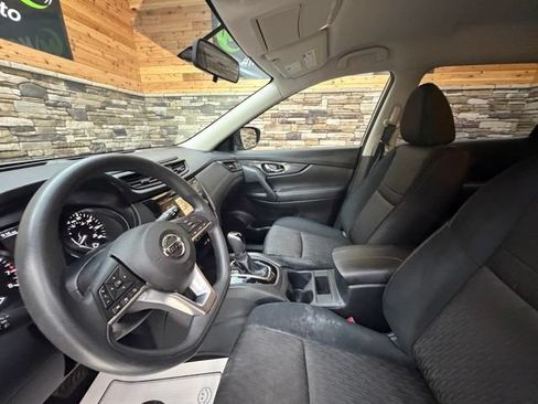 Used 2017 Nissan Rogue S w/ S Appearance Package AWD/4WD image 13