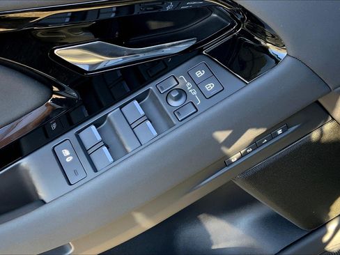 New 2026 Land Rover Range Rover Evoque S image 21