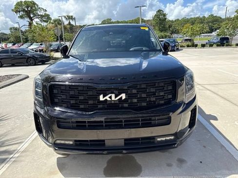 Certified 2022 Kia Telluride SX w/ SX Prestige Package AWD/4WD image 2
