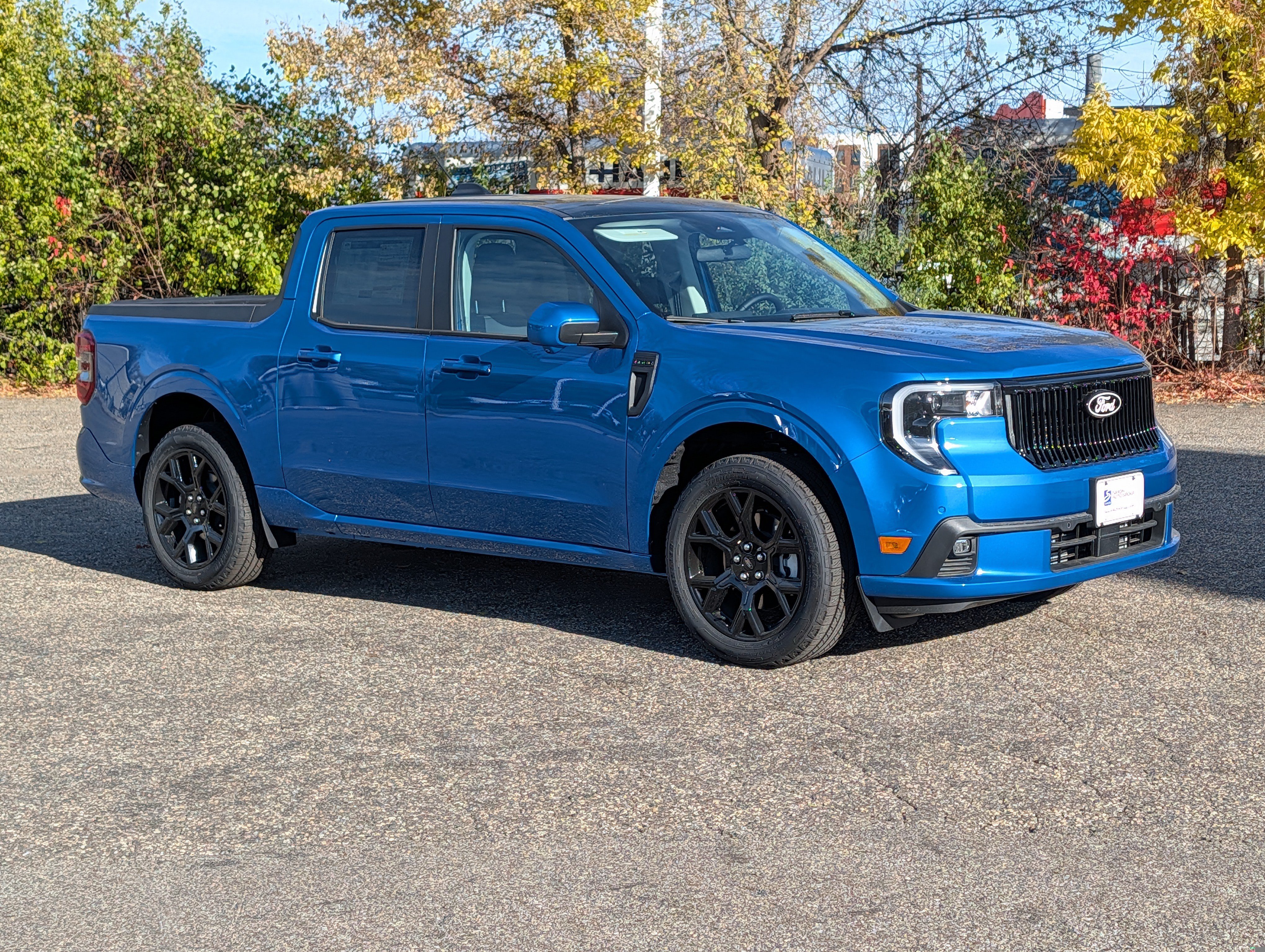 Used 2025 Ford Maverick Lobo AWD/4WD image 5