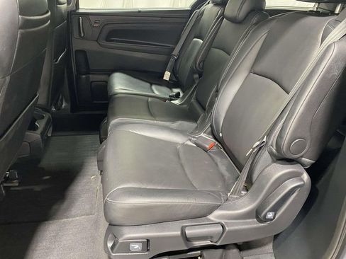 Used 2023 Honda Odyssey Touring image 12