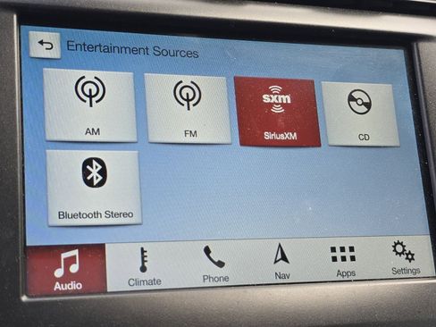 Used 2017 Ford Fusion Energi SE image 9