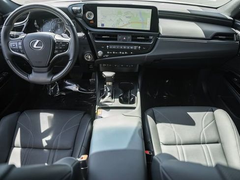 Used 2024 Lexus ES 350 Ultra Luxury w/ Accessory Package (Z2) FWD image 19