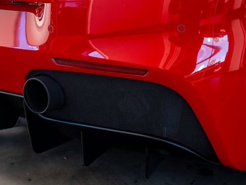 Used 2016 Ferrari 488 Spider image 34