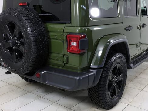 Used 2021 Jeep Wrangler Unlimited Sahara image 40