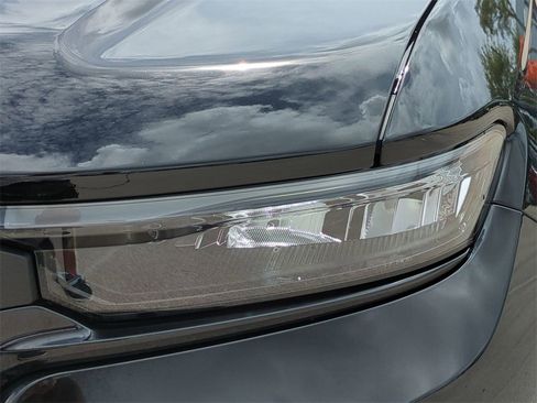 New 2025 Jeep Grand Cherokee Limited w/ Luxury Tech Group II image 10