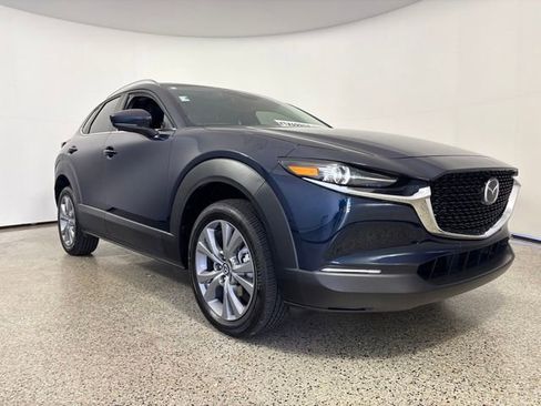 Used 2025 MAZDA CX-30 AWD 2.5 S w/ Preferred Package image 2