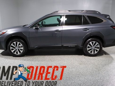 Used 2024 Subaru Outback Premium AWD/4WD image 10