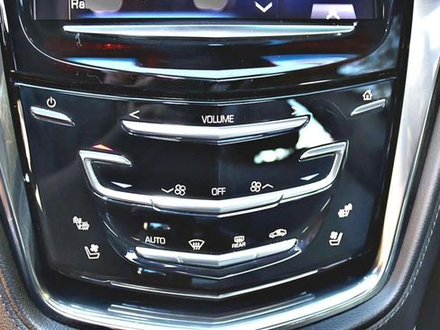 Used 2014 Cadillac CTS Luxury image 18