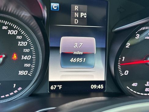 Used 2017 Mercedes-Benz C 300 Sedan image 21