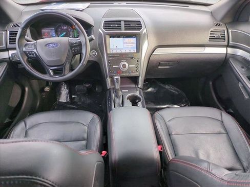 Used 2018 Ford Explorer Sport w/ Equipment Group 401A image 18