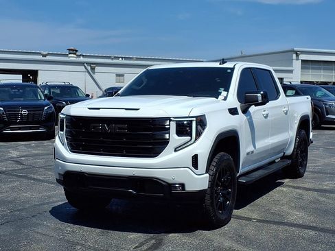 Used 2026 GMC Sierra 1500 Elevation w/ Elevation Premium Package AWD/4WD image 2