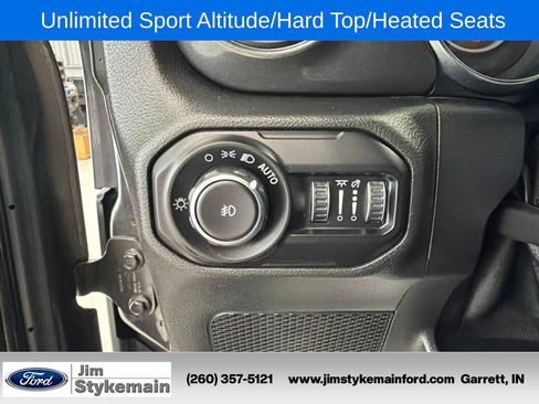 Used 2021 Jeep Wrangler Unlimited Sport AWD/4WD image 18