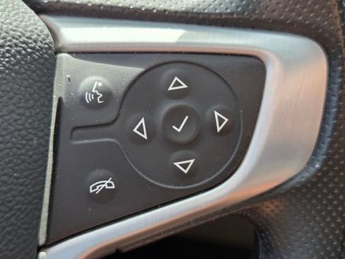 Used 2023 GMC Terrain SLE w/ Driver Convenience Package FWD image 20