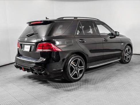 Used 2017 Mercedes-Benz GLE 43 AMG 4MATIC image 8