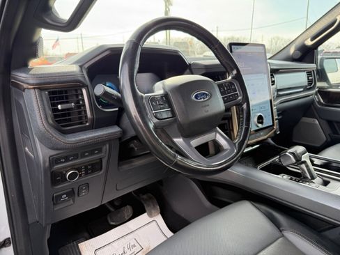Used 2023 Ford F150 Lightning Lariat image 13