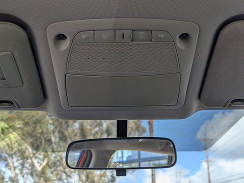 Used 2017 Nissan Rogue S image 26