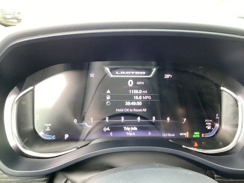 Certified 2024 RAM 1500 Limited image 16