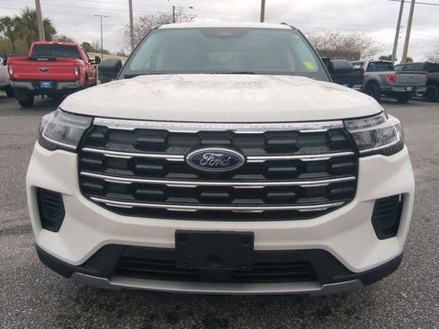 New 2026 Ford Explorer Active image 10