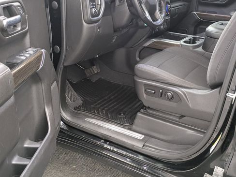 Used 2021 Chevrolet Silverado 1500 LT Trail Boss image 30