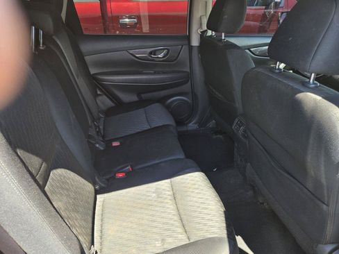 Used 2019 Nissan Rogue SV AWD/4WD image 13