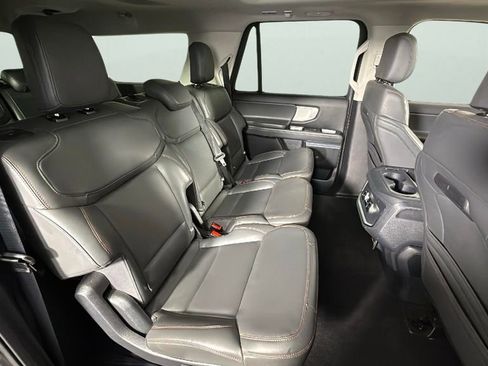 Used 2025 Ford Expedition Max Active image 14